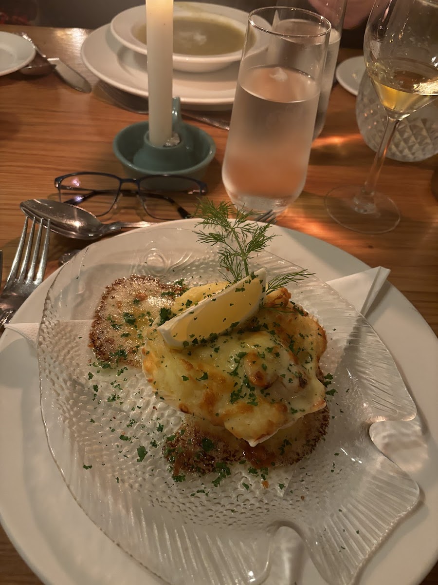 Whitehorses Restaurant - Photo 3
