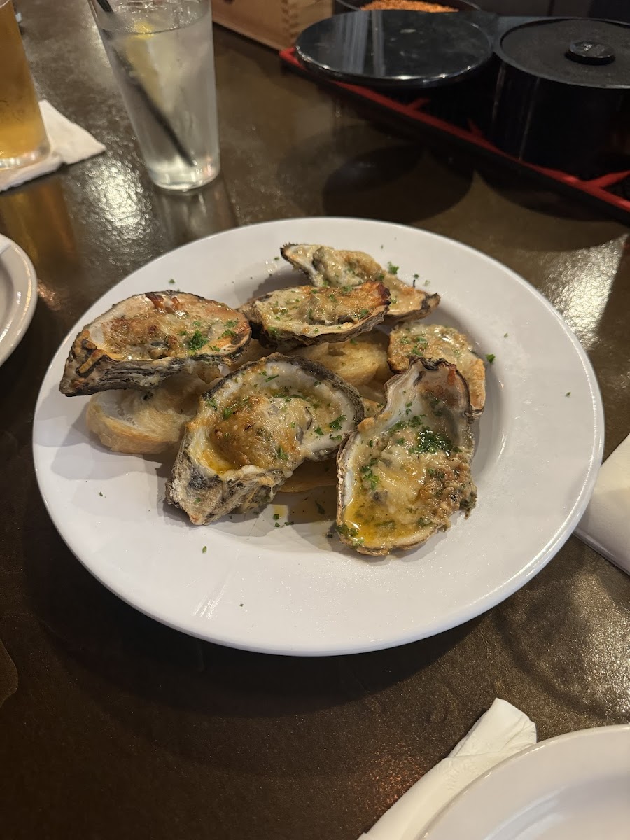 Tipsy Crawfish - Cajun Restaurant Bar - Photo 4