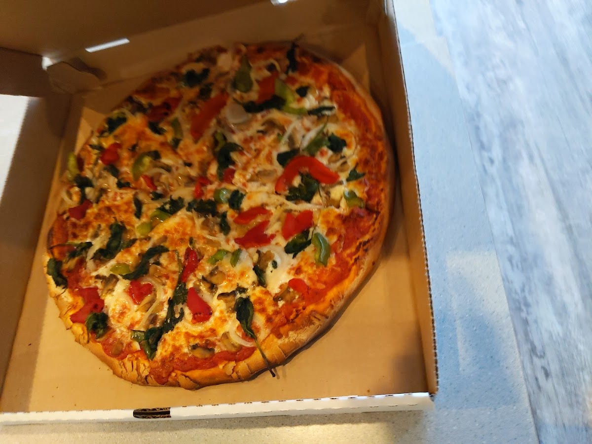 Celebre's Pizzeria - Photo 5