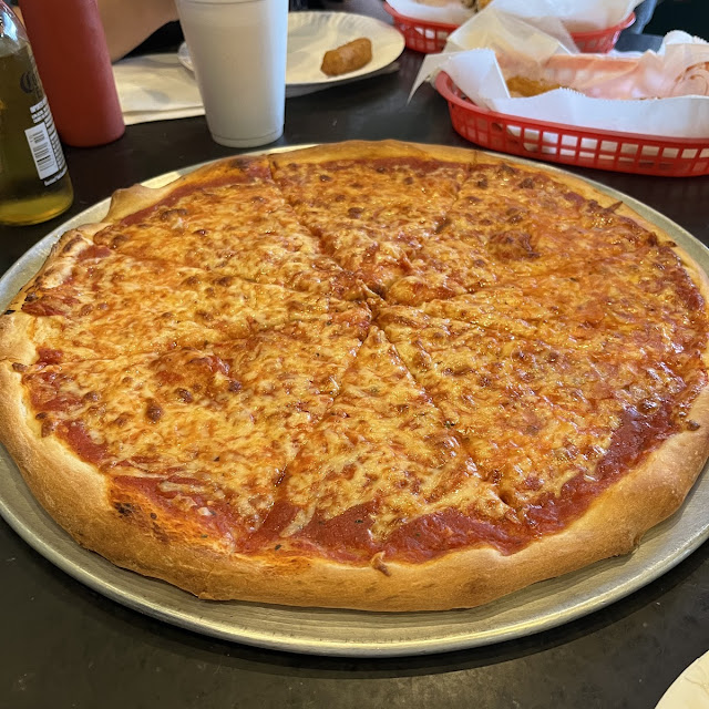 Round Cheese Pizza