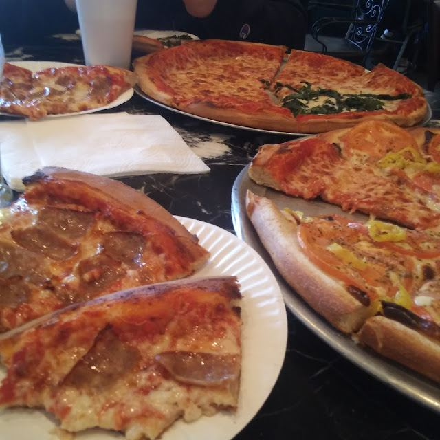 Pizzaz w Hots and a Sausage Pie