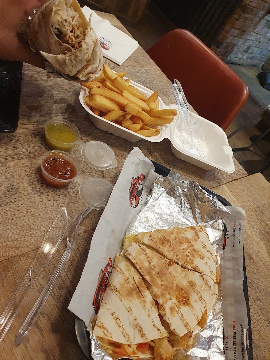 Burrito Mex (حلال) Earlsfield - Photo 3