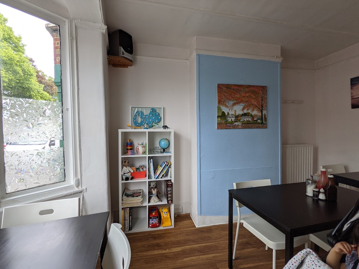 DD's Cafe - Photo 3