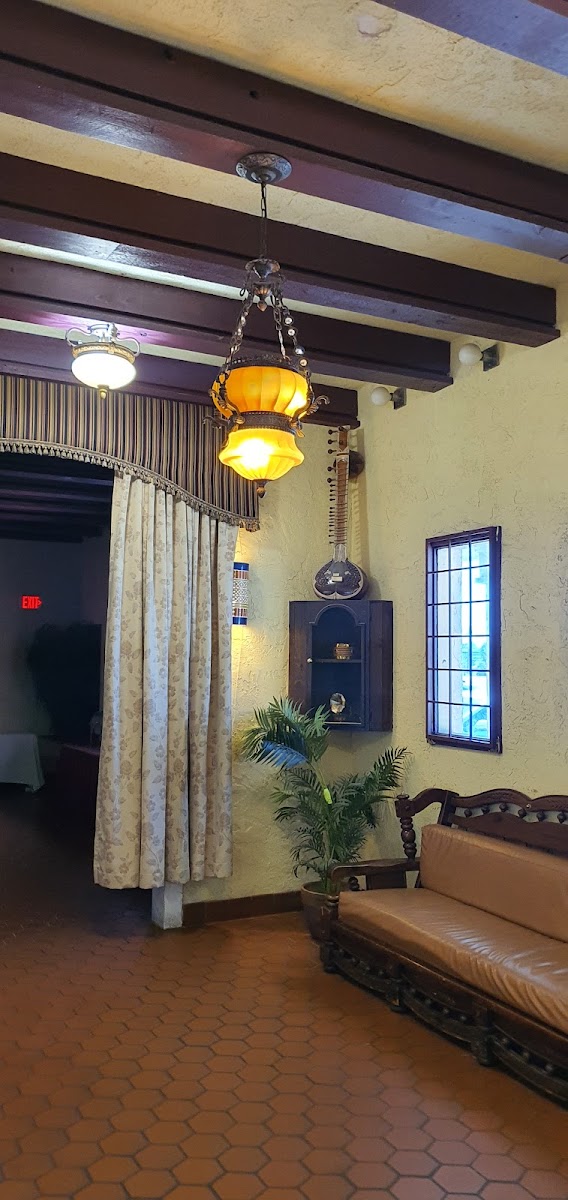 Ghazal India Cafe - Photo 4