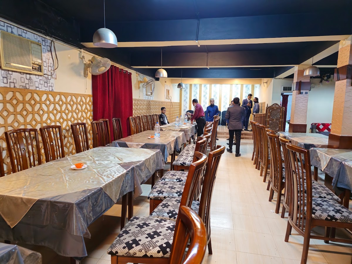 Rainbow Chinese Restaurant - Photo 5