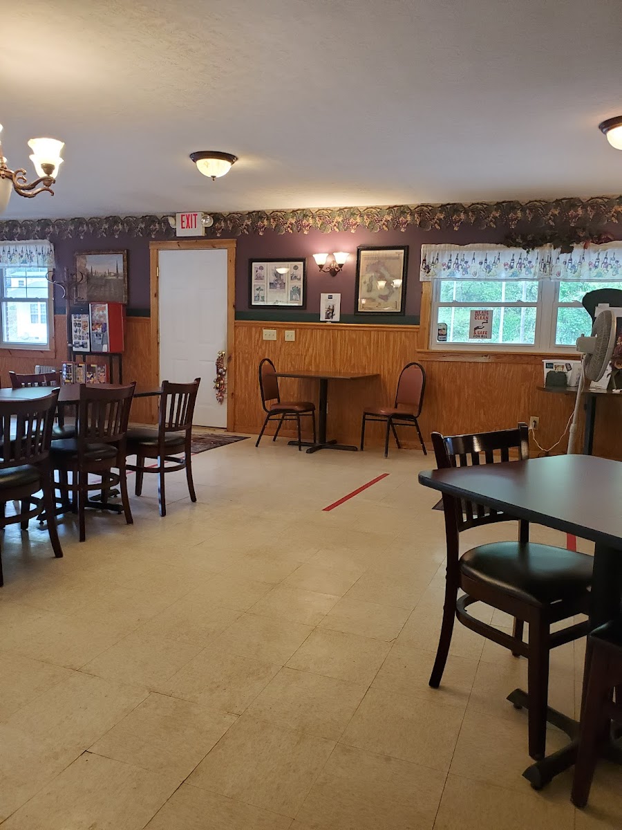 Stancati's Family Restaurant - Photo 3
