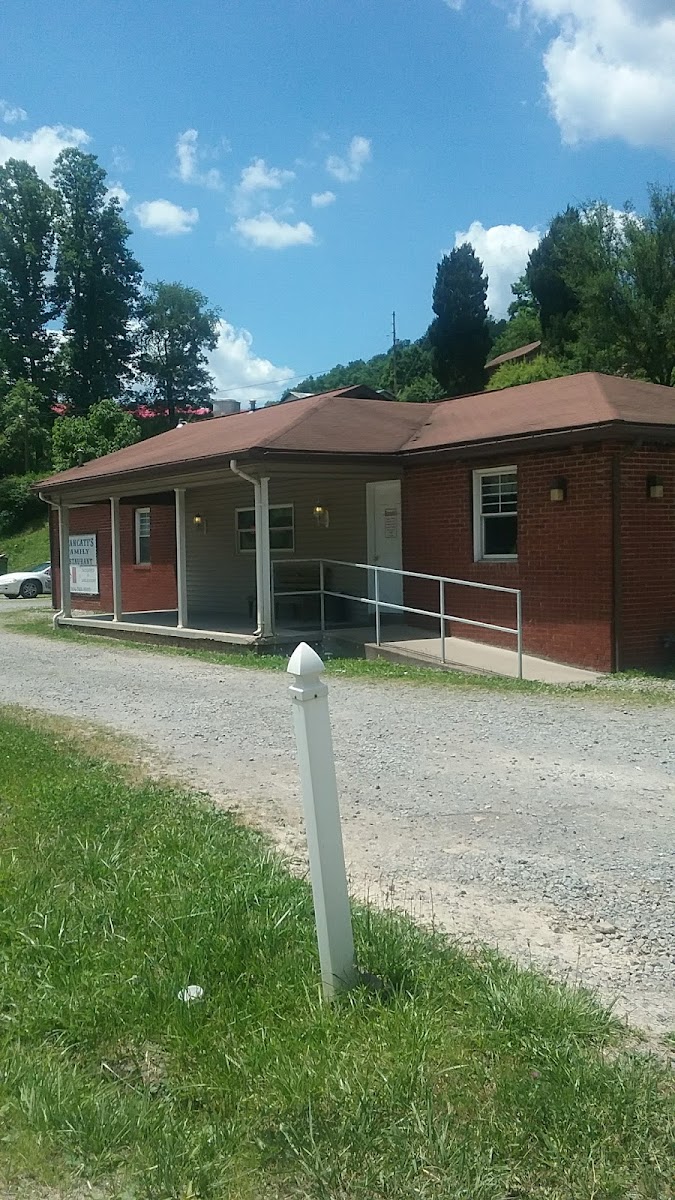 Stancati's Family Restaurant - Photo 4