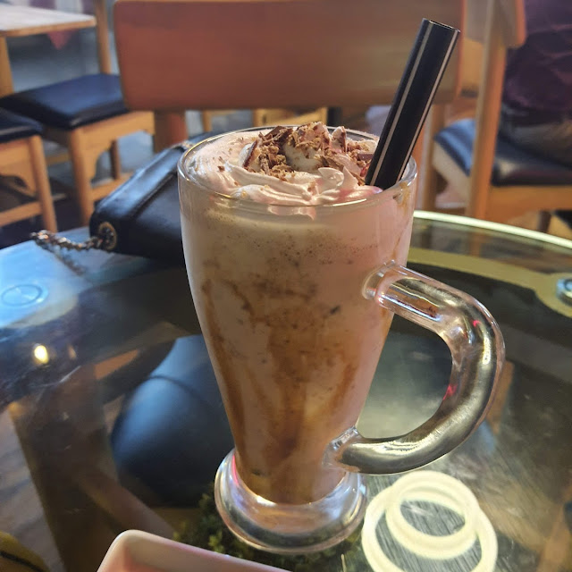 KitKat Shake