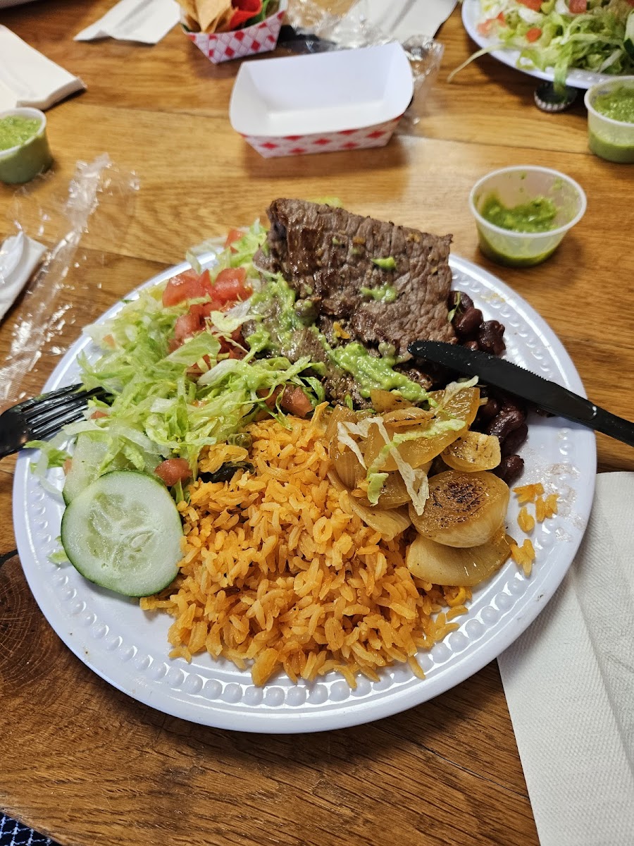 Tacos Cinco de Mayo - Photo 3