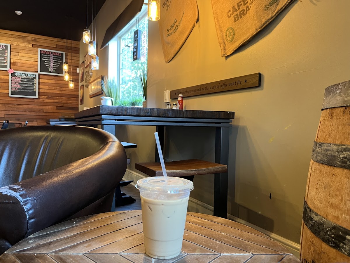 Charleston coffee House - Photo 2