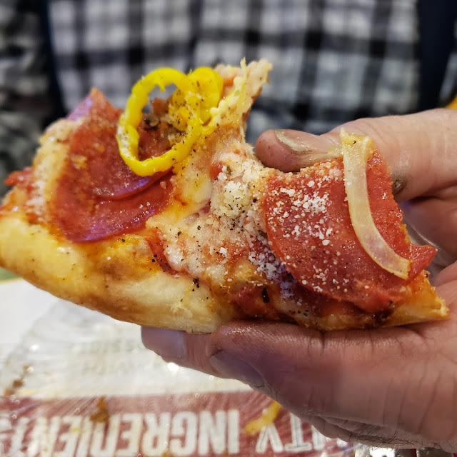 Pizza Hot Sausage Pepperoni Onion& Banana Peppers