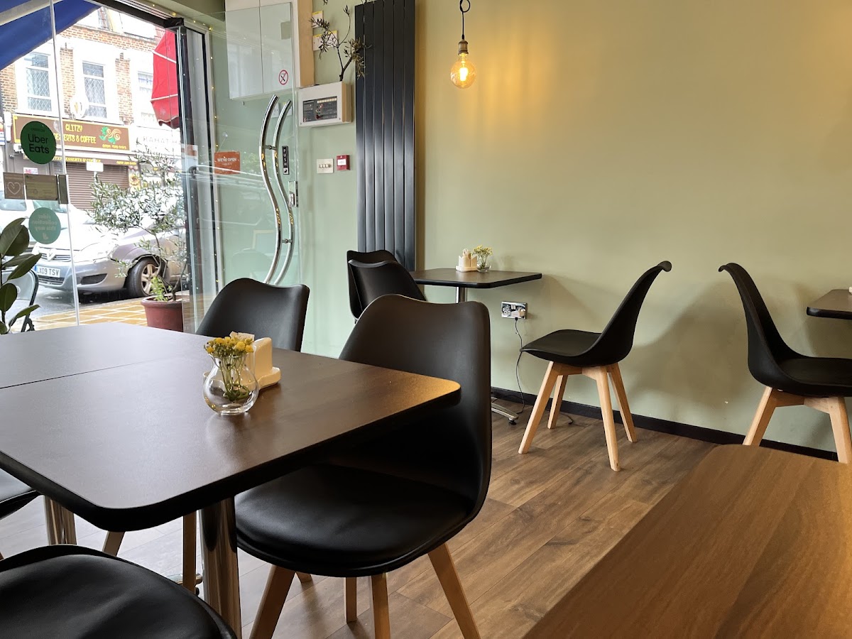 Koli's Bar & Restaurant