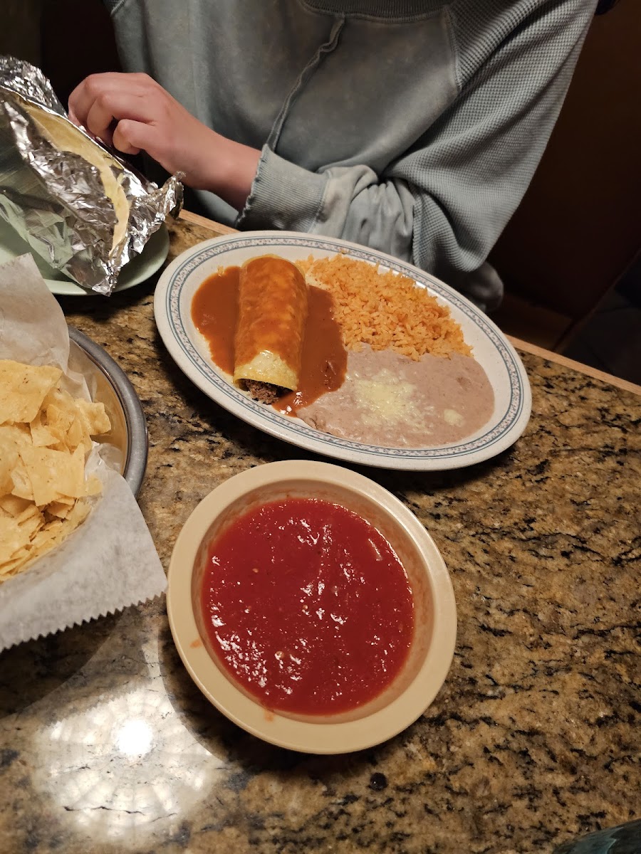 Los Portales Union City - Photo 3