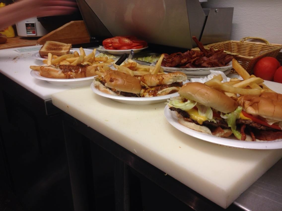 Fergusons Grocery & Lunch - Photo 6
