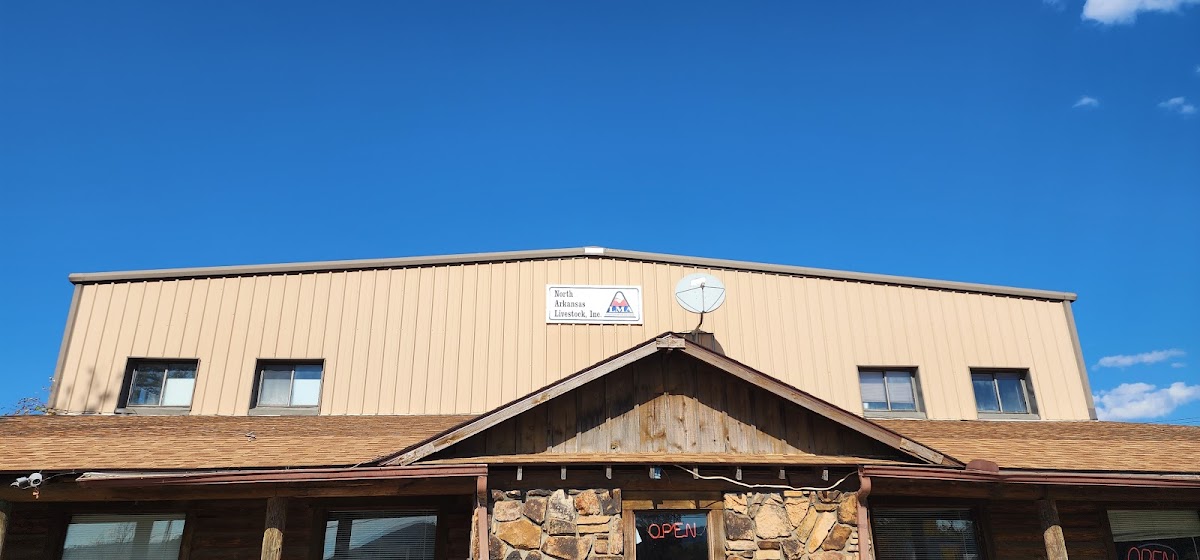 Cattleman's Family Restaurant - Photo 8