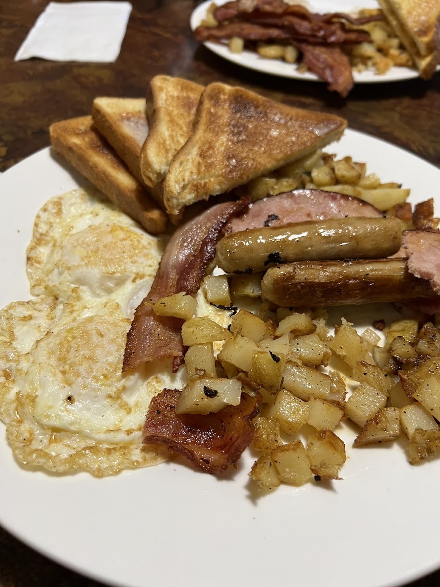 Turtle Beach Cafe - Photo 3