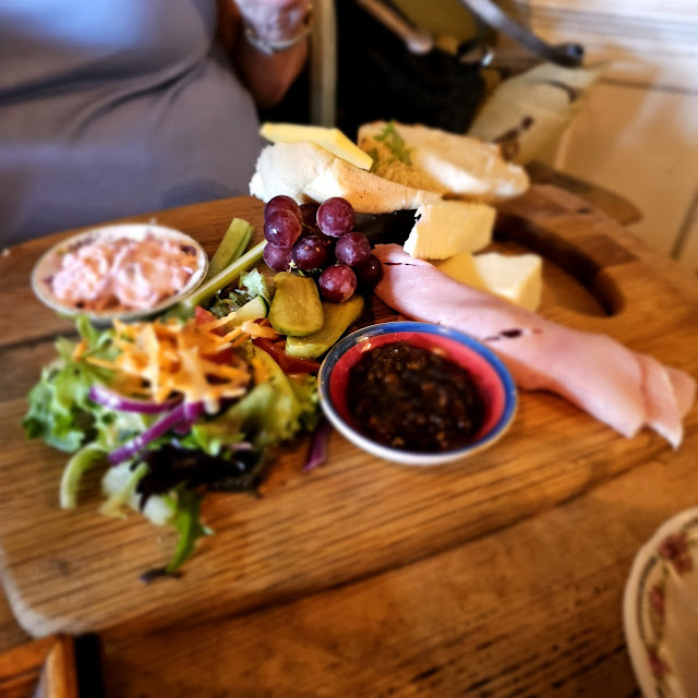 Ploughman's Lunch