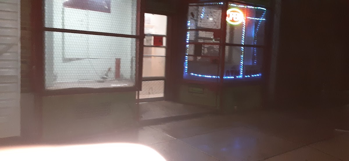 Ma Wongs Carryout - Photo 7