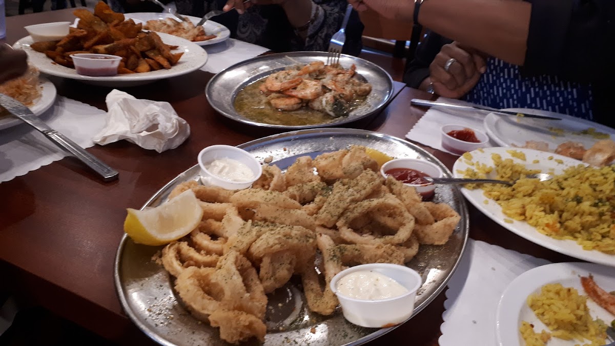 KHALIL SEAFOOD - Photo 5