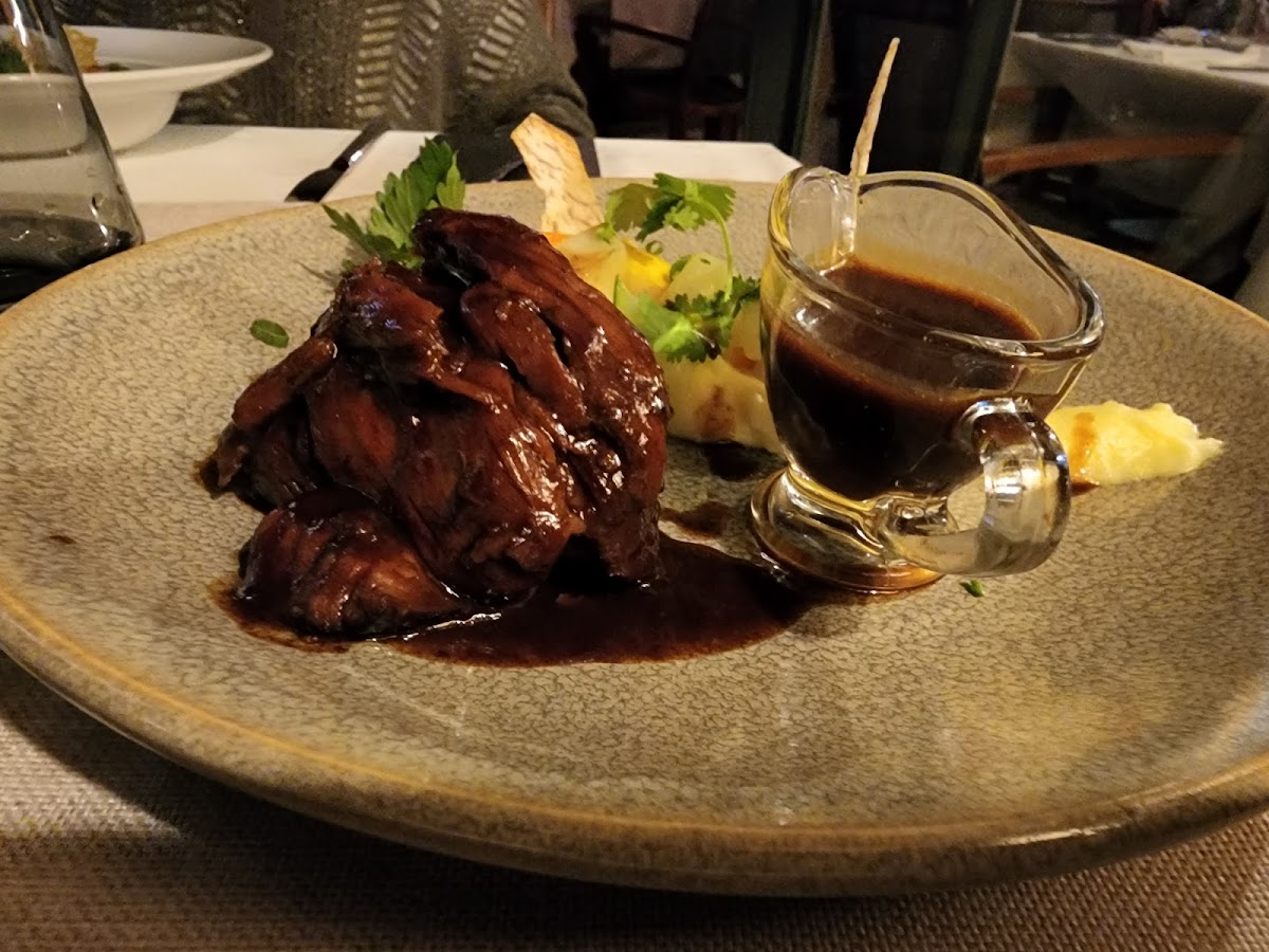 Sauterelle Restaurant - Photo 3