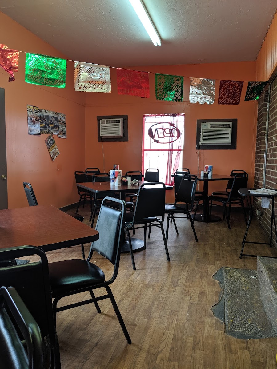 Taqueria Ramirez - Photo 5