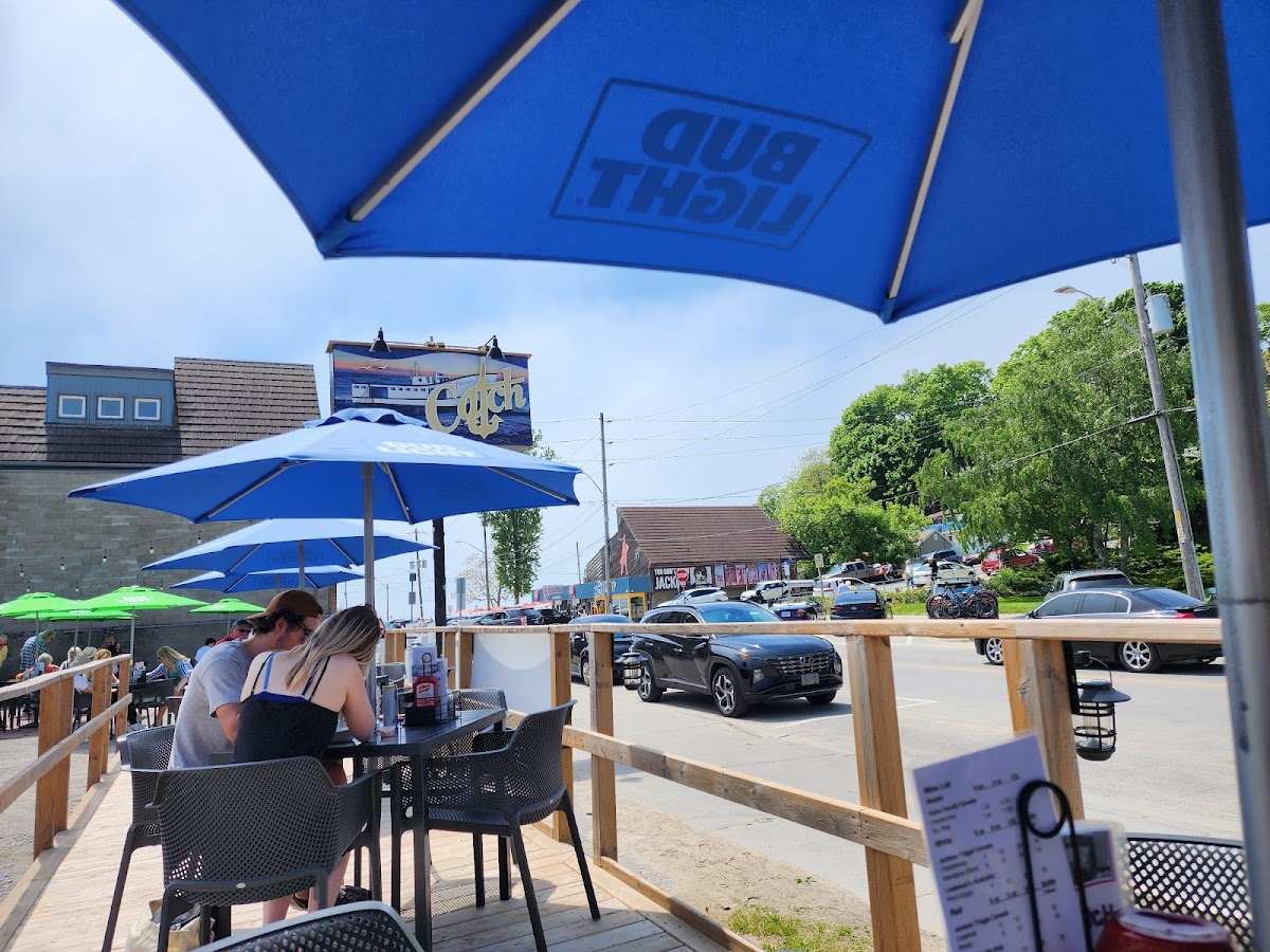 Fisherman's Catch Bar & Restaurant - Photo 2