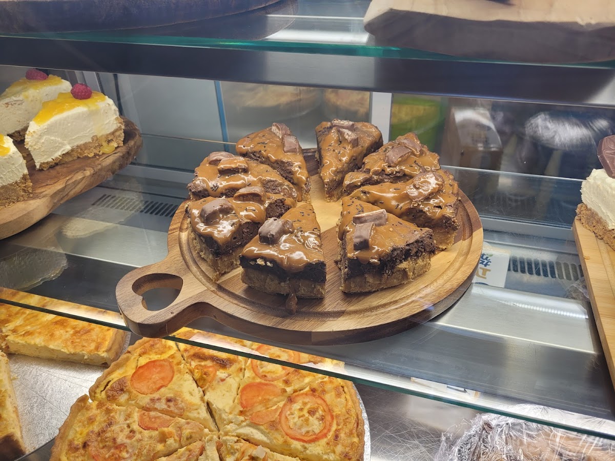 Fewston Farm Shop And Cafe - Photo 8