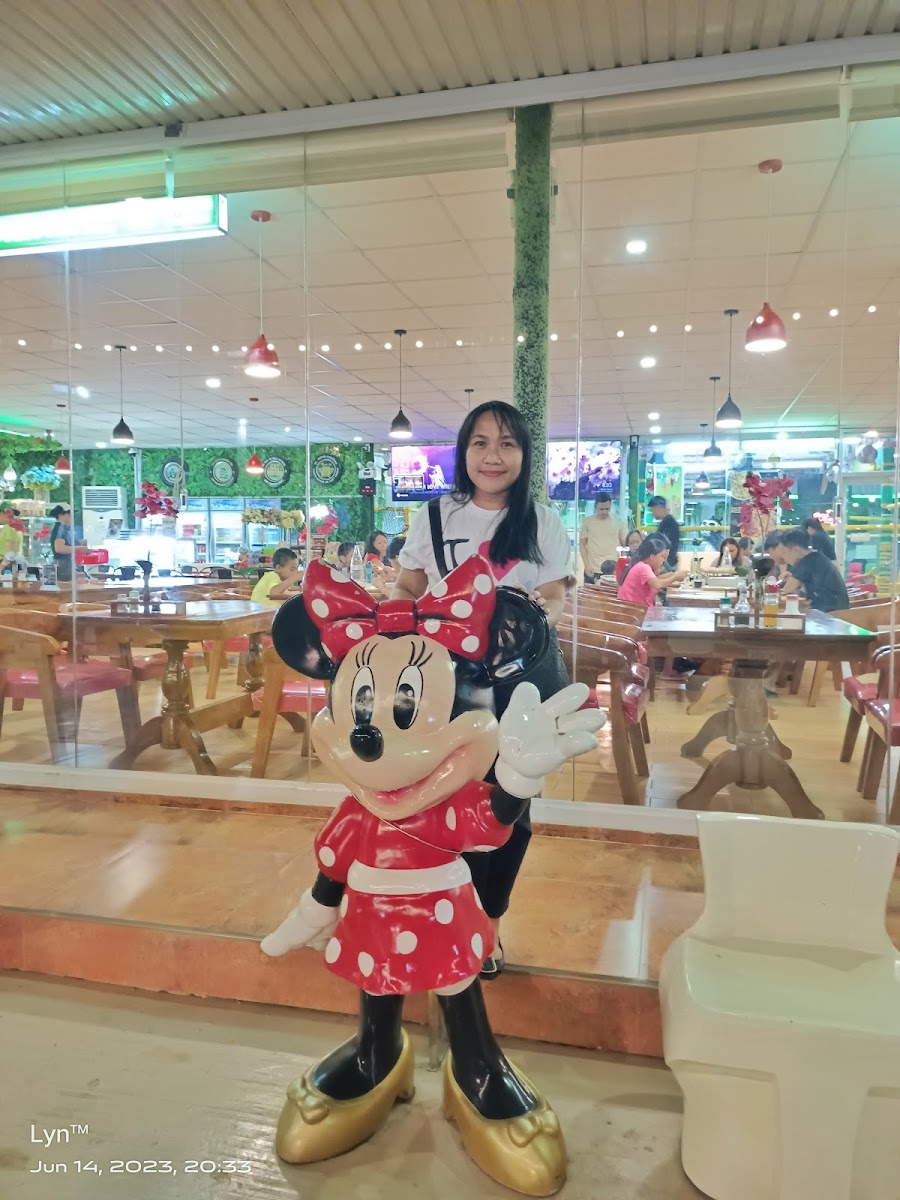 Incredible Food House - Photo 4