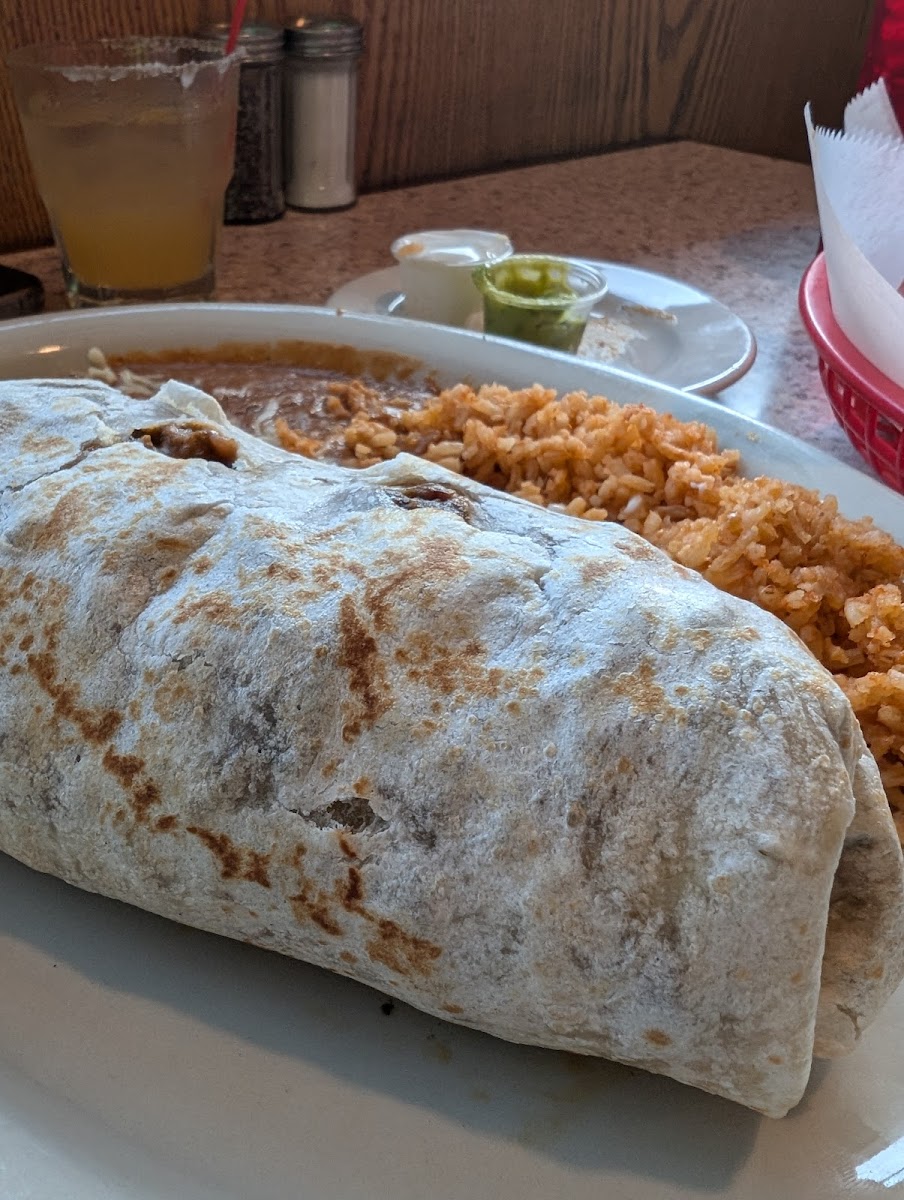 Lala's Place - Photo 2