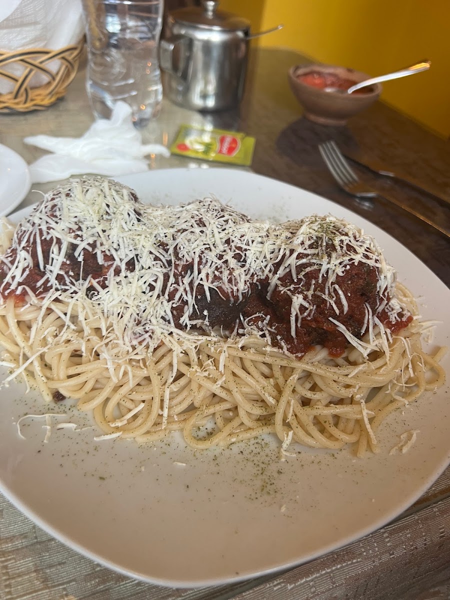 Ita Bella Restaurant - Photo 3