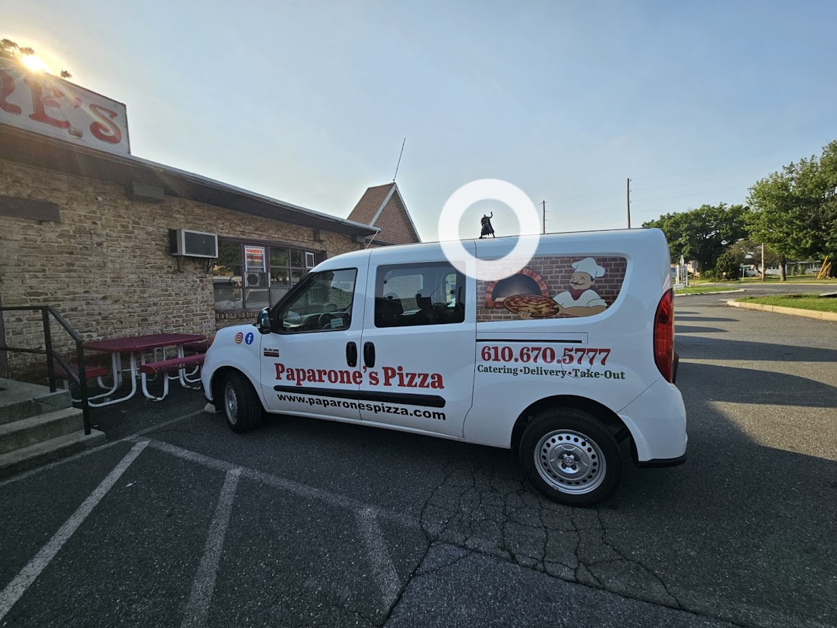 Paparone's Pizza - Photo 4