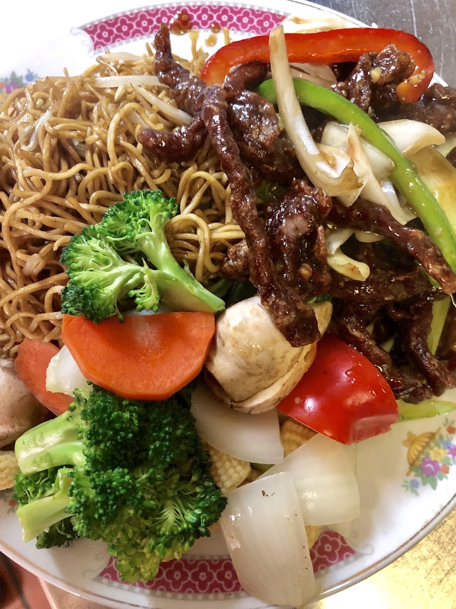 Temple Restaurant - Photo 4