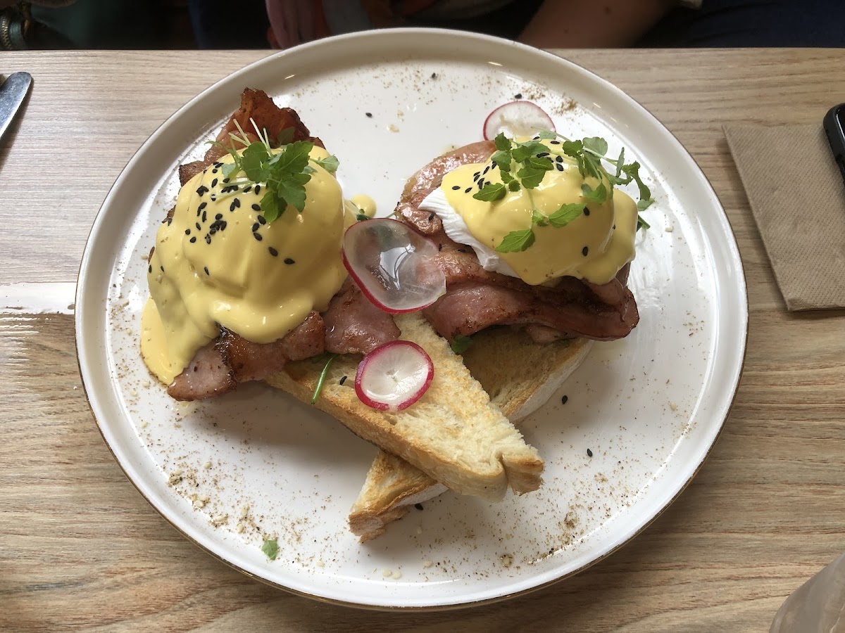 Mase Cafe - Photo 3