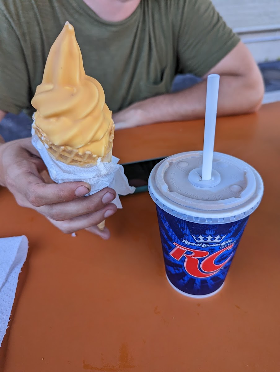 The Highland Queen Drive-In - Photo 4