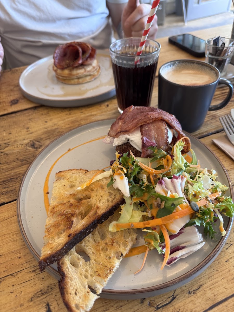 Fore Street Cafe Bar - Photo 8