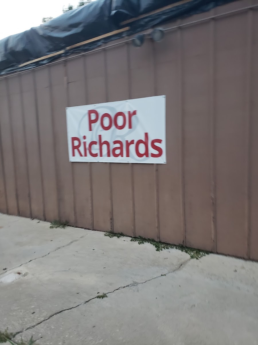 Poor Richard's Restaurant - Photo 5