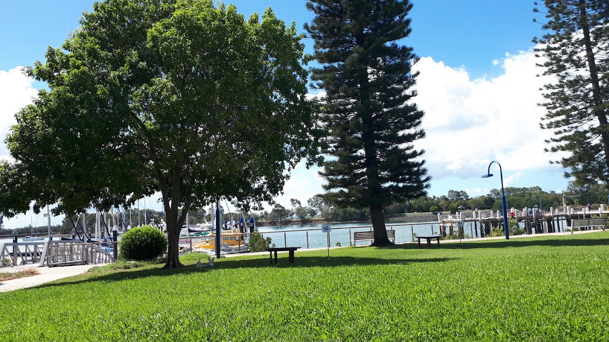Flavours Marina, Gladstone - Photo 2