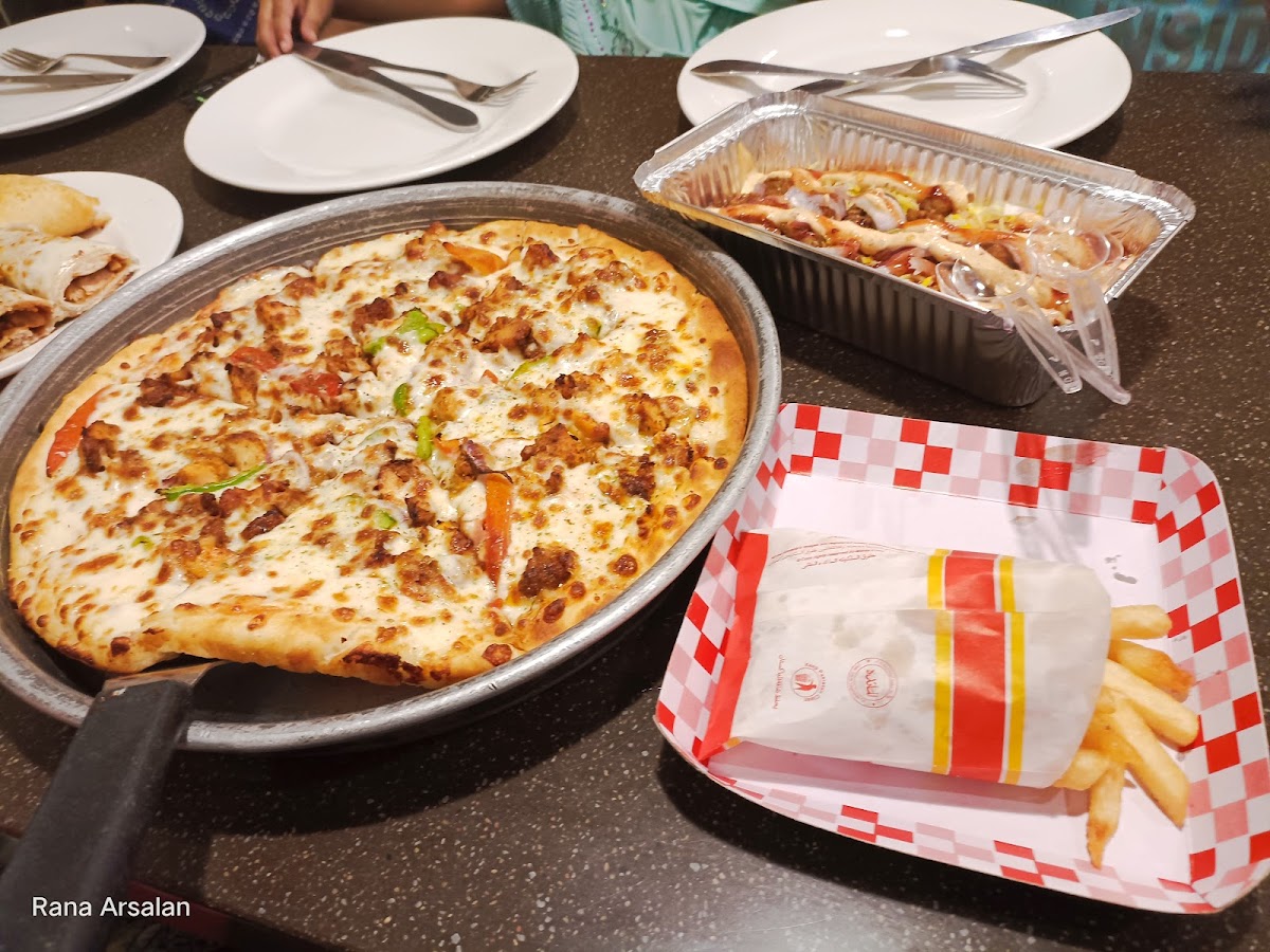 Al Maida Pizza Garden - Photo 6