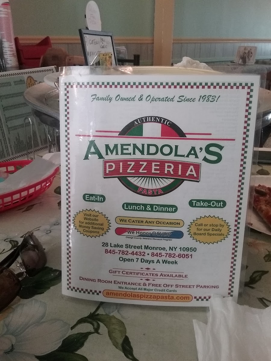 Amendola's Pizzeria & Restaurant - Photo 2