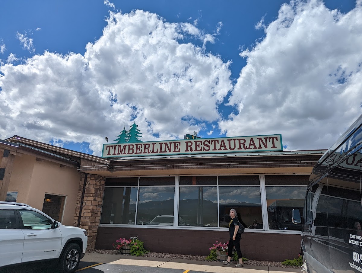 Timberline Restaurant - Photo 5