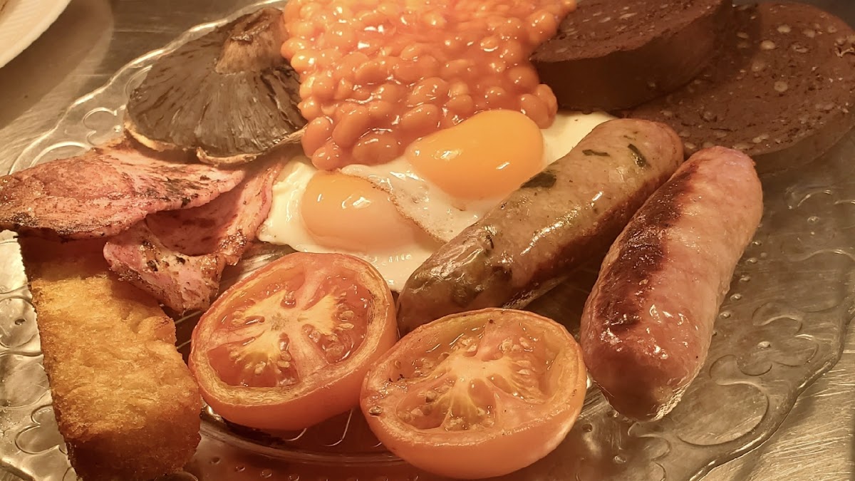 Castle Cafe - Photo 2