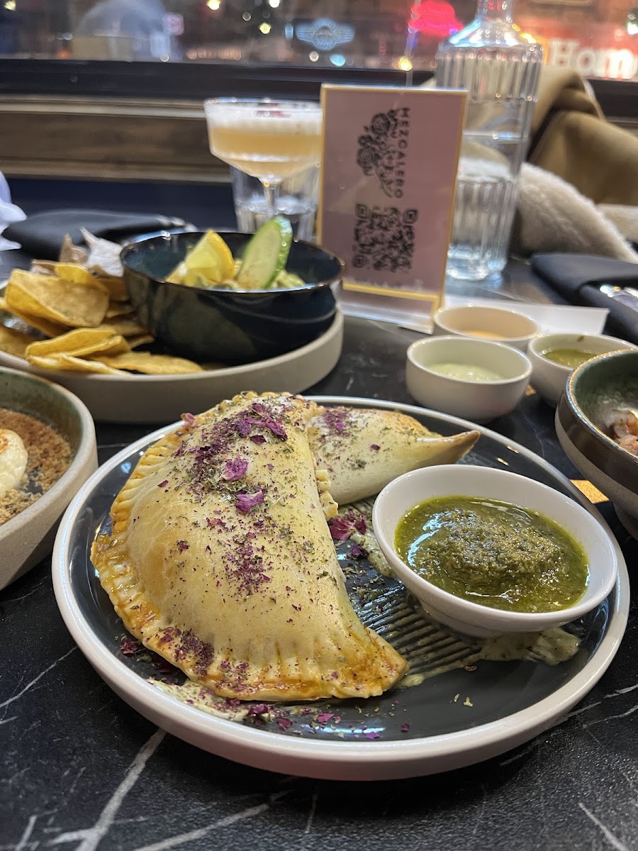 Mezcalero - Photo 1