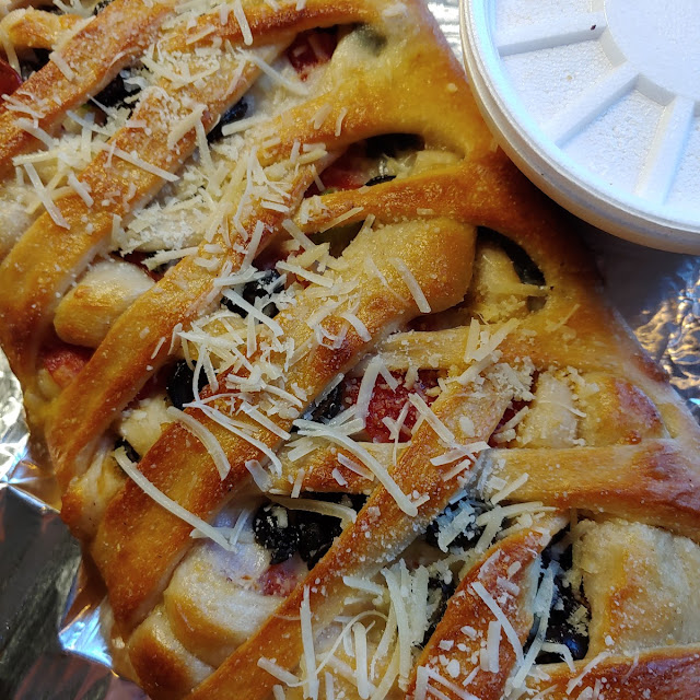 Supreme Personal Pizza Rolls