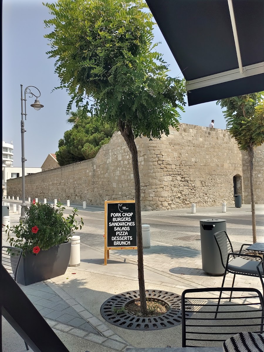 The Fort Cafe Bar