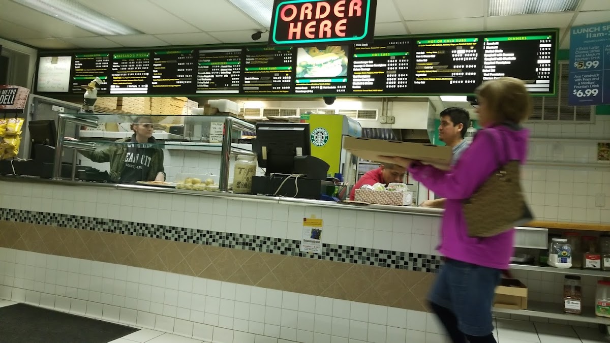 Paesano's Pizza Spring Mills - Photo 2