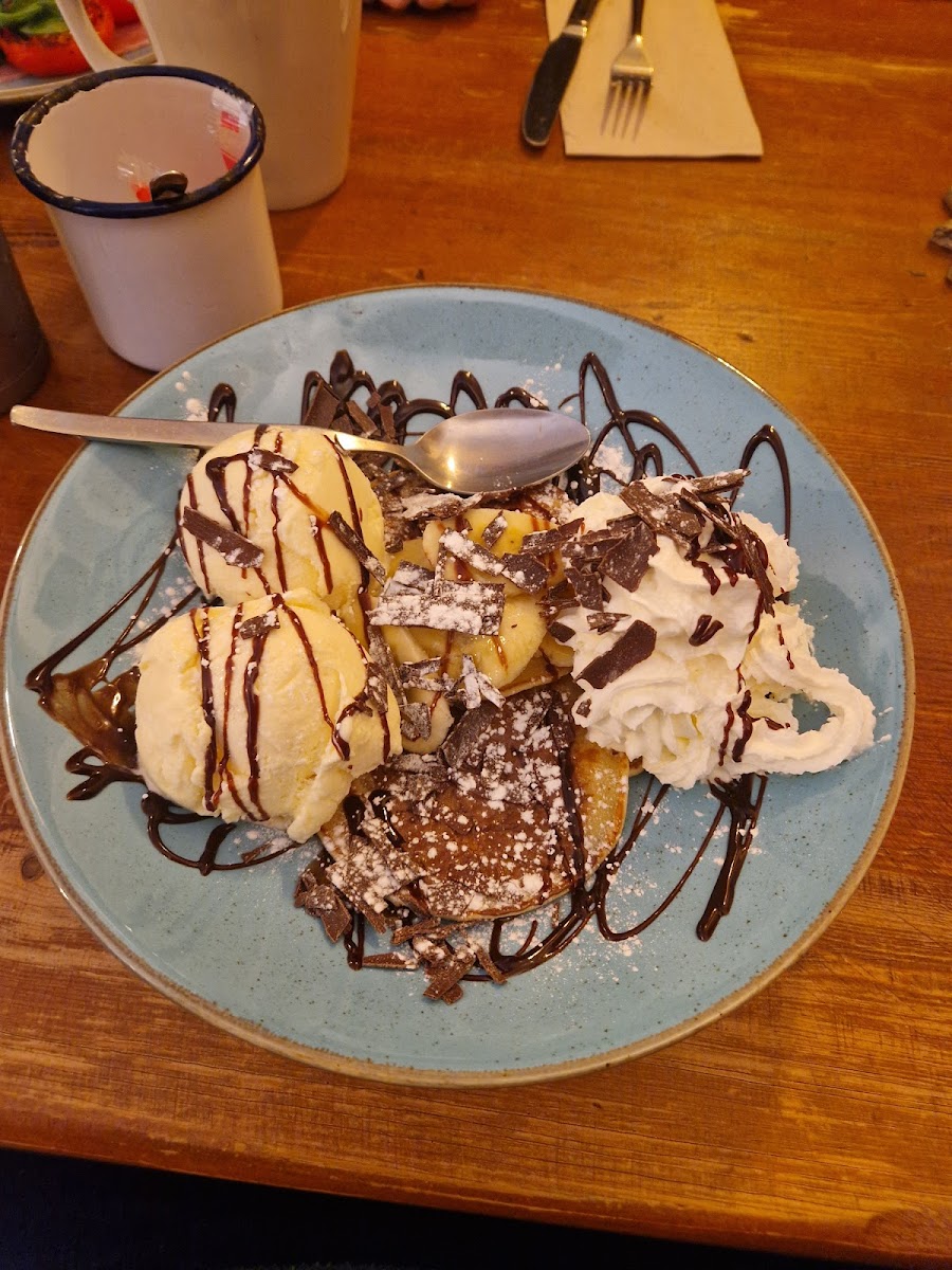 Rock Pool Café/Takeaway - Photo 6