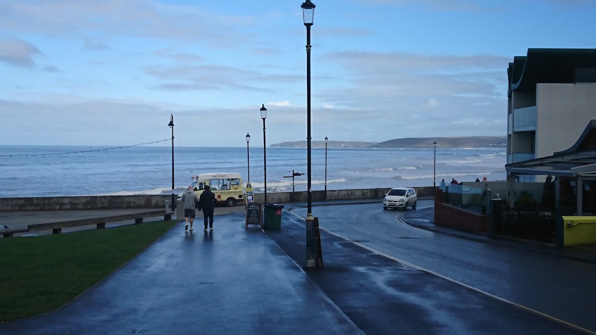 Rock Pool Café/Takeaway - Photo 8