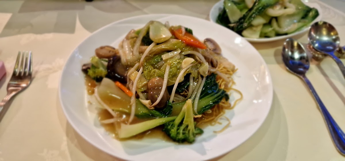 Ming Chinese Restaurant - Photo 6