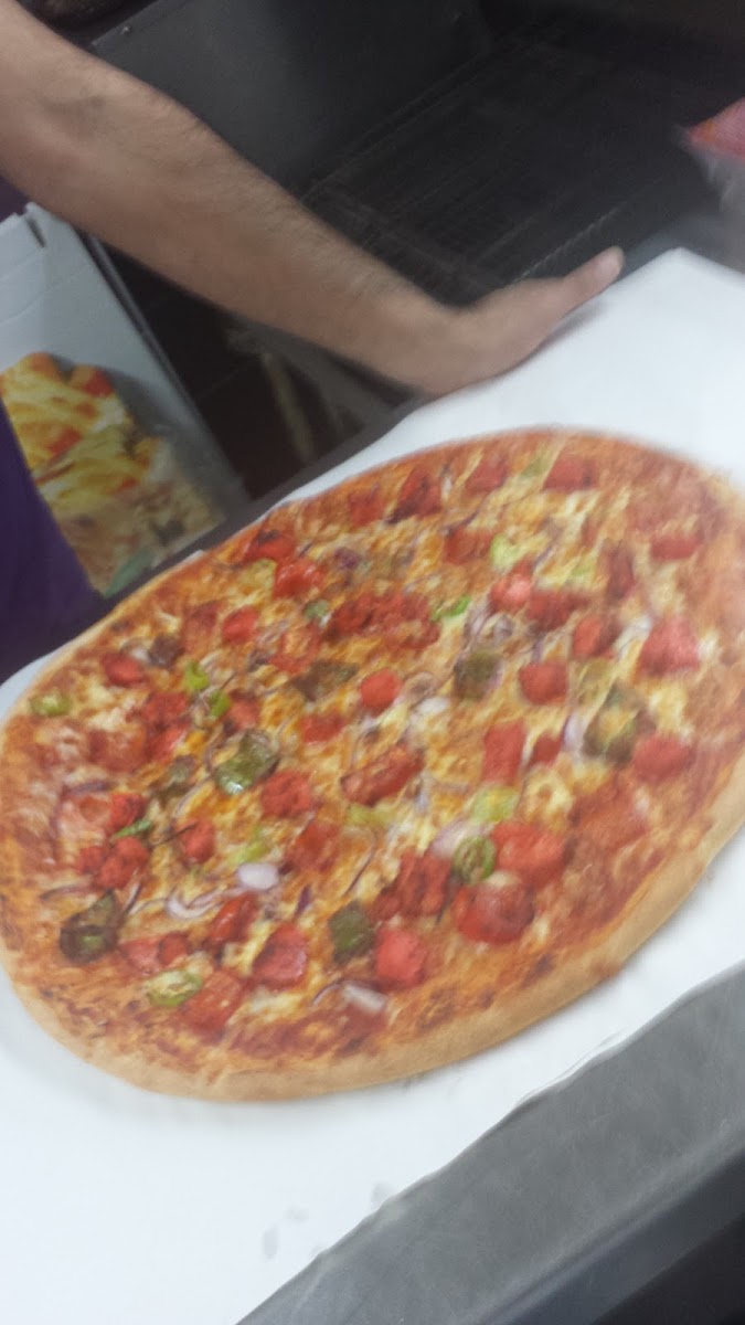 Amicos Pizza - Photo 4