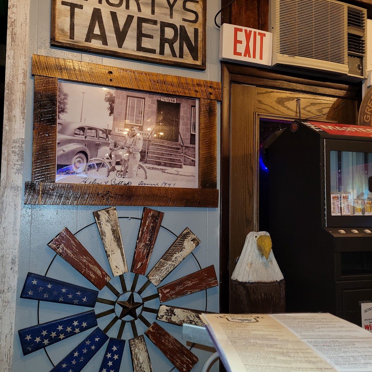 On the Rox - Photo 7
